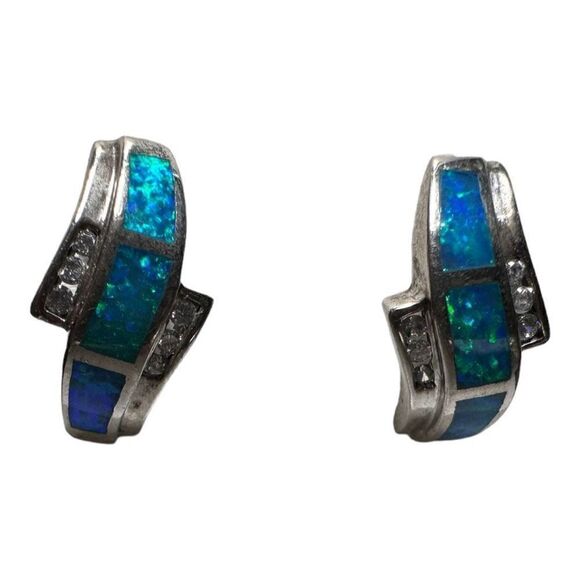 Silver 925 sparkly iridescent blue/green stud earrings - Picture 2 of 8